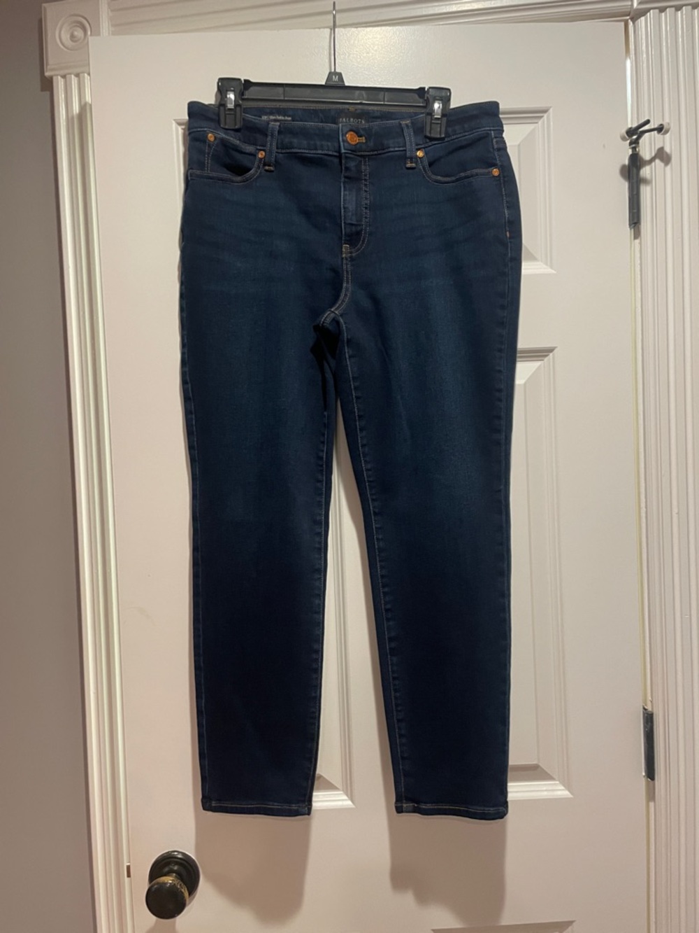 Talbots Straight Leg Jeans in Dark Blue Wash
